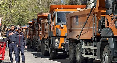 Sarıyer'de çöken yolu onarma çalışmaları devam ediyor