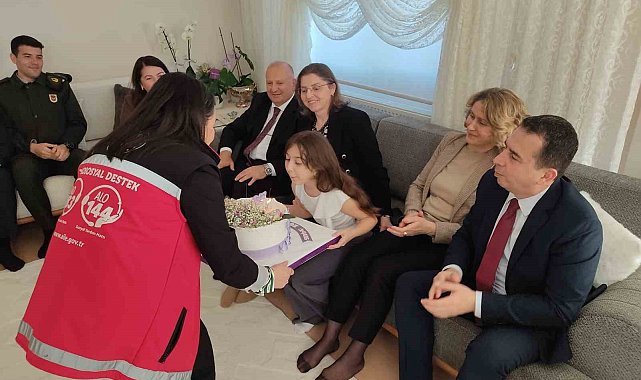Şehit Astsubay Nejdet Aydoğdu'nun kızına doğum günü sürprizi