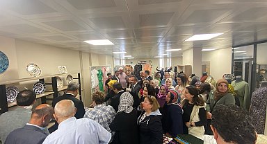 Sel mağduru kadınlar, yaralarını sanatla sardı