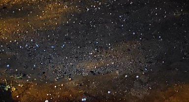 Şemdinli'de misket büyüklüğünden dolu yağdı