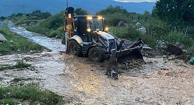 Şeytan Deresi'nde mahsur kalan vatandaşlar kurtarıldı