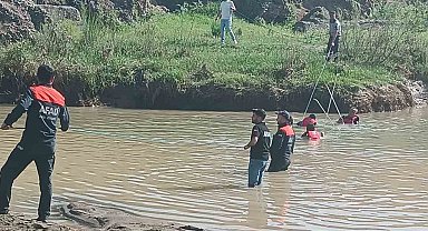 Siirt'te Kezer Çayı'nda kaybolan çocuk için arama çalışmaları başlatıldı