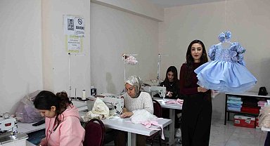 Şırnaklı girişimci izlediği dizideki moda tasarımcısı karakterinden etkilenerek 20 yaşında atölye kurdu