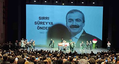Sırrı Süreyya Önder için ilk tören AKM'de düzenleniyor