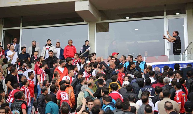 Sivas'ta 'Yönetim istifa' sesleri