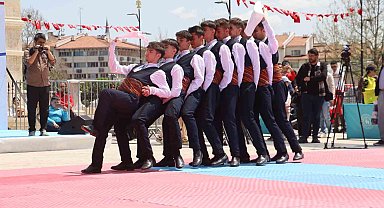 Sivas'ta Gençlik ve Spor Bayramı coşkuyla kutlandı
