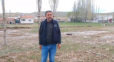 Sivas'ta sağanak ve dolu yağışı sonrası dere taştı