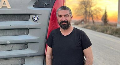 Sivas'ta tır devrildi: 2 ölü