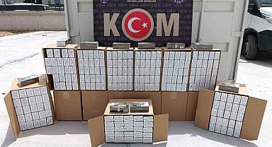 Şüphe üzerine durdurulan araçta binlerce makaron ele geçirildi