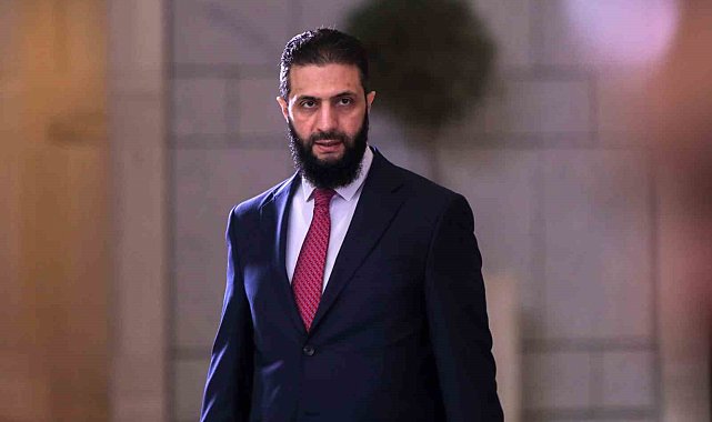 Suriye Devlet Başkanı eş-Şara ile Macron yarın Paris'te bir araya gelecek