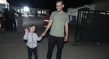 Suriye'ye geri dönüşler gece de devam ediyor