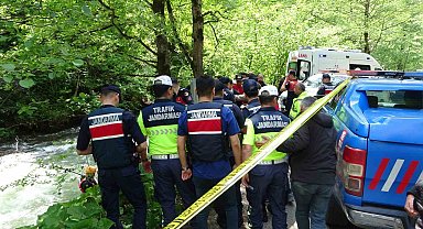 Suudi Arabistan uyruklu çocuğun cansız bedeni 2.3 kilometre uzaklıkta kayanın altında bulundu