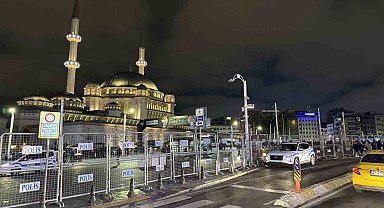 Taksim'de 1 Mayıs tedbirleri için kapatılan yollar açılmaya başladı