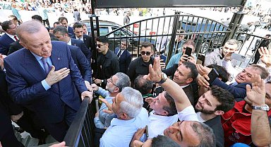 Tarihi Gümrükçü İshak Ağa Camii açıldı, törene Cumhurbaşkanı Erdoğan da katıldı