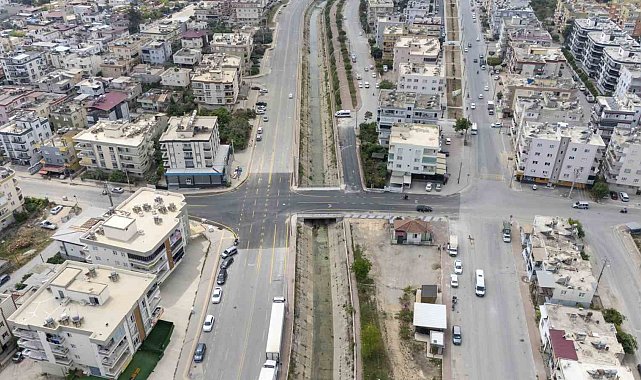 Tarsus'ta inşa edilen yeni köprü hizmete açıldı