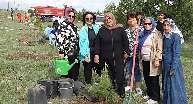 Tavşanlı'da bin fidan toprakla buluştu, sanayi ile doğa el ele
