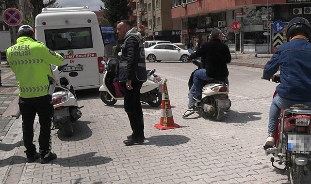 Tavşanlı'da ehliyetsiz ve kasksız sürücülere geçit verilmiyor