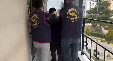 Tekirdağ'da aranan 2 kişi jandarmanın operasyonuyla yakalandı