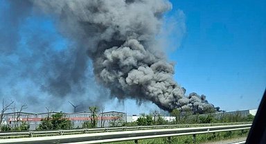 Tekirdağ'da fabrikada yangını: Dumanlar her yerden gözlendi