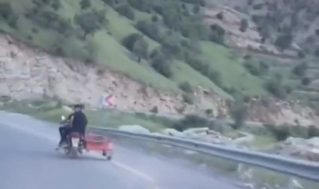 Telef olduğu iddia edilen köpeği motosikletle sürüklediler