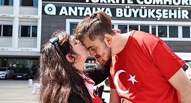 Temsili askerlik yapacak engelli bireylere davullu-zurnalı uğurlama