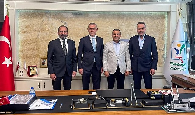 TFF Başkanı'ndan Manavgat Belediye Başkanı'na ziyaret