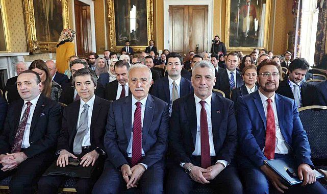 Ticaret Bakanı Bolat, Türkiye-İngiltere İş Forumu'nda konuştu