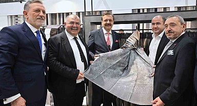 TOBB Başkanı Hisarcıklıoğlu'ndan HOMETEX Fuarı'na tam not