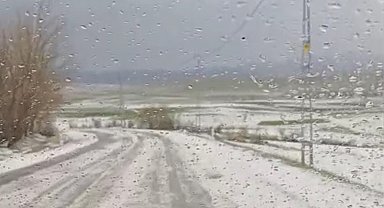 Tokat'ta "Kar bu kadar yağmadı" diyerek o anları kayda aldı