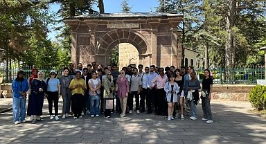 TÖMER öğrencileri tarihi yerleri gezdi