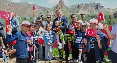 Tortum'da doğan her bebek için bir fidan