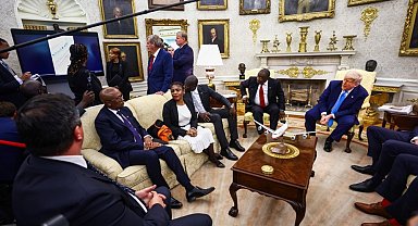 Trump, Güney Afrika Devlet Başkanı Ramaphosa ile görüştü