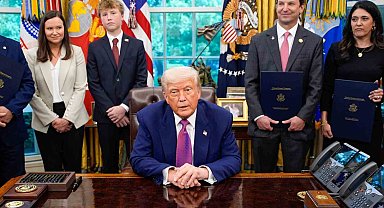 Trump: "Putin, Ukrayna ile ateşkes anlaşması yapmak istemiyor, bunun yerine Türkiye'de bir araya gelerek kanlı savaşa bir son verilmesini müzakere etmek istiyor"