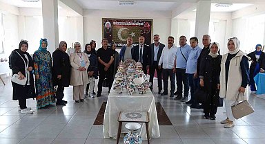 Tunçbilek'te çini sergisi