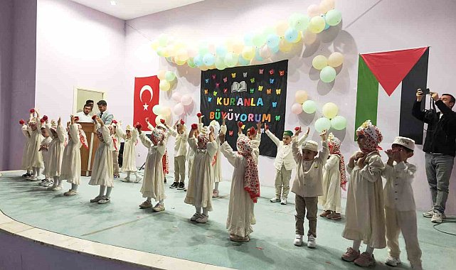 Tunceli'de miniklerin yoğun katılımlı Kur'an kursu kapanış programı
