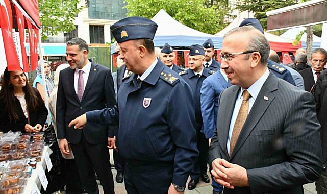 Türk Silahlı Kuvvetlerini Güçlendirme Vakfı yararına hayır çarşısı