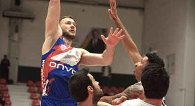 Türkiye Sigorta Basketbol Süper Ligi: Aliağa Petkimspor: 83 - Onvo Büyükçekmece : 82