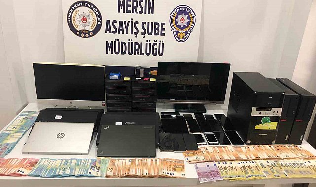 Türkiye'de çağrı merkezi kurup Almanları dolandırmışlar: 10 gözaltı
