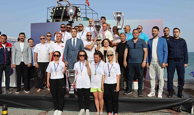 Türkiye'nin en iyi zıpkıncıları Didim açıklarında yarıştı