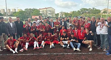 U16 Türkiye Şampiyonası'nda şampiyon Kuşadası Küçükada Spor