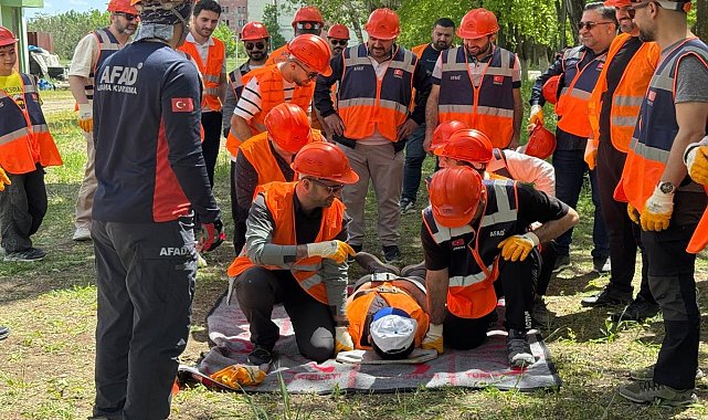Umut Kervanı Ağrı Derneği Arama Kurtarma Ekibi, AFAD eğitimlerini başarıyla tamamladı