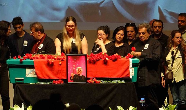 Ünlü yönetmen Ali Özgentürk memleketinde son yolculuğuna uğurlandı