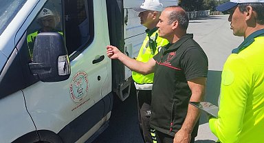 Uşak'ta kurbanlık sevkiyatlarına sıkı denetim devam ediyor