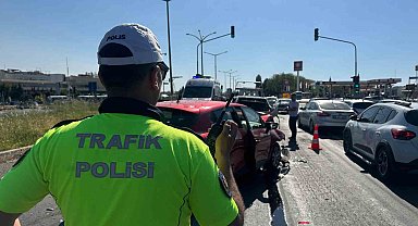 Uşak'ta zincirleme kaza: 7 yaralı