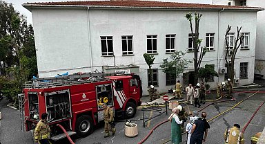 Üsküdar Devlet Hastanesi'nde ecza deposunda yangın