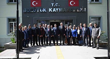 Vali Aygöl'den Bozüyük'e veda ziyareti