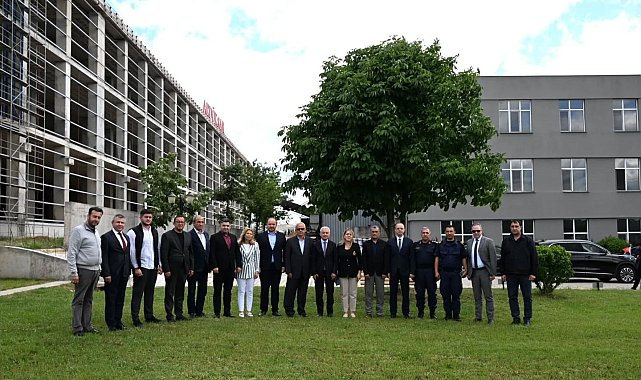 Vali Turan, OSB'de çalışmalar ve yatırımlar hakkında bilgi aldı