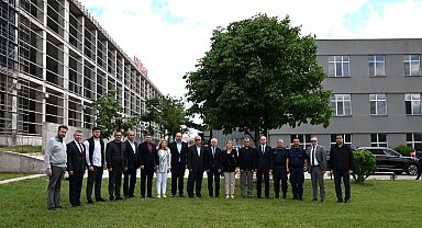 Vali Turan, OSB'de çalışmalar ve yatırımlar hakkında bilgi aldı