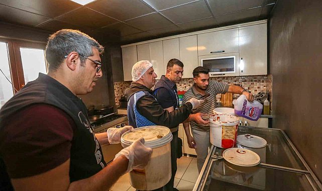 Van Büyükşehir Belediyesi zabıtasından kafelere denetim