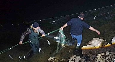 Van'da 5 ton 650 kilo inci kefaline el konuldu